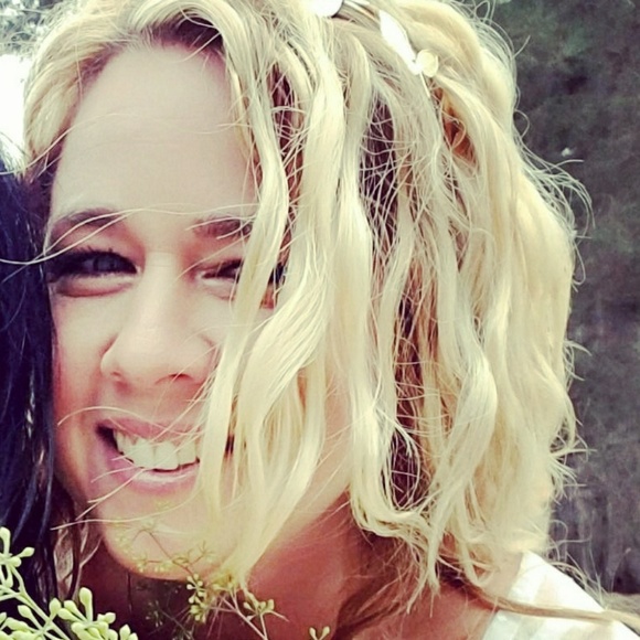 Meet your Posher, Jennifer - Picture 1 of 1